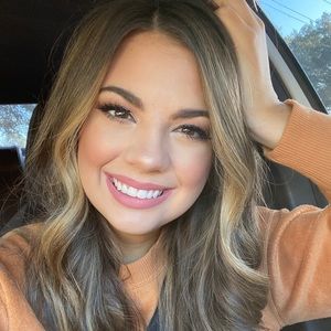 Meet your Posher, Kelsey